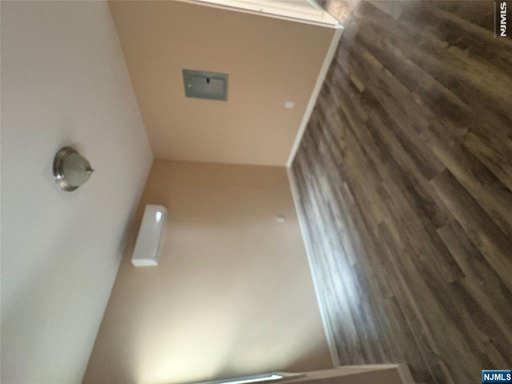 172 Main Street 3 - Photo 3