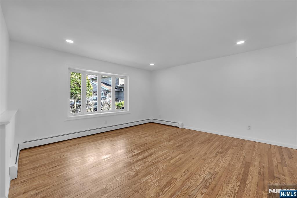 203 Snedeker Place