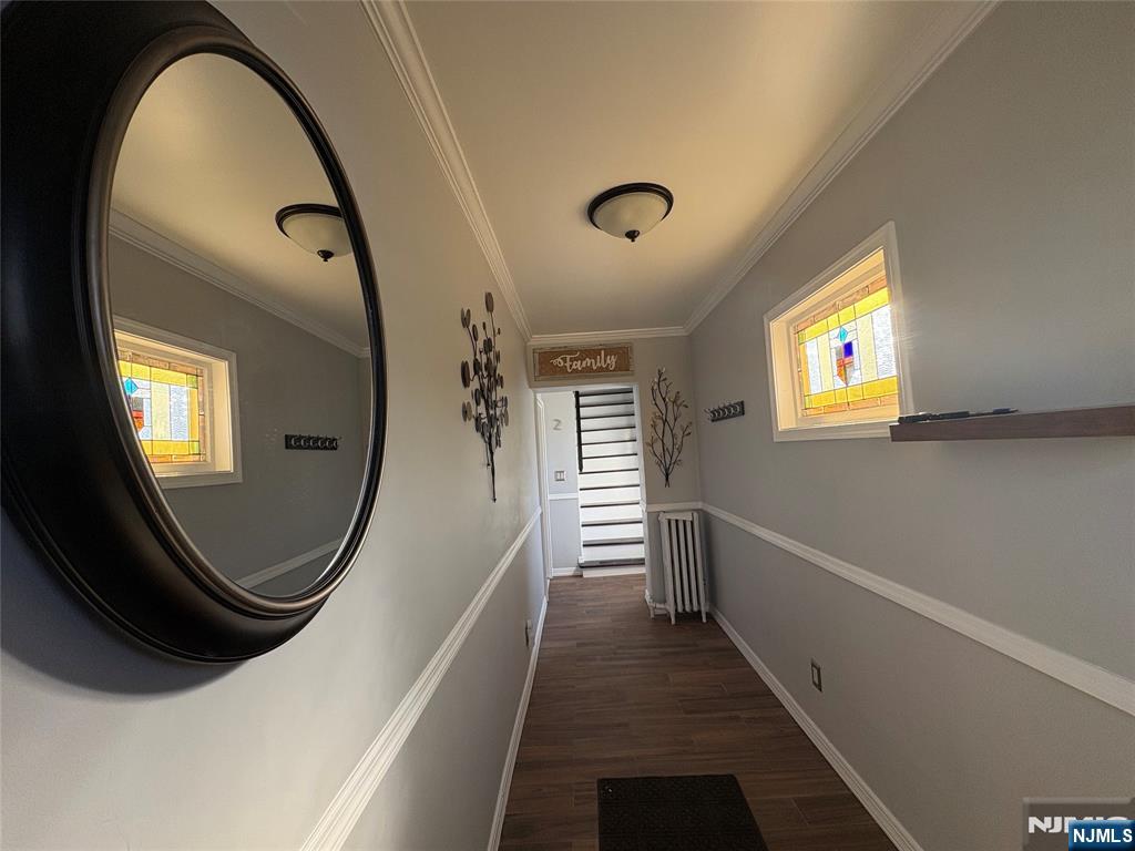 282 Harding Avenue 1st floor - Photo 3