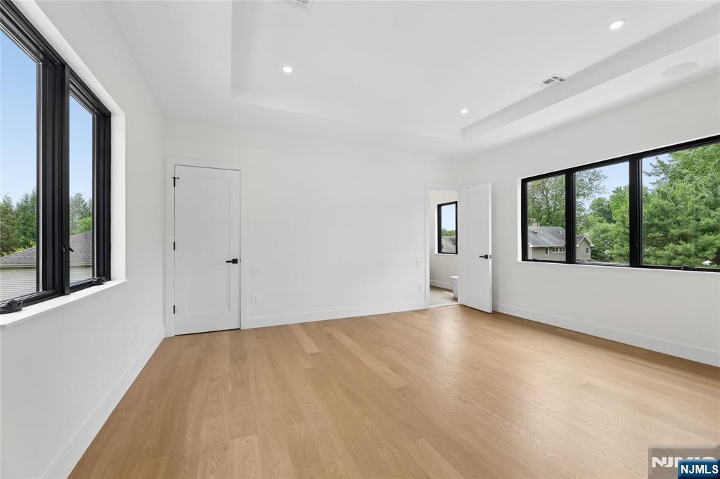 1 Bancroft Place — photo 24