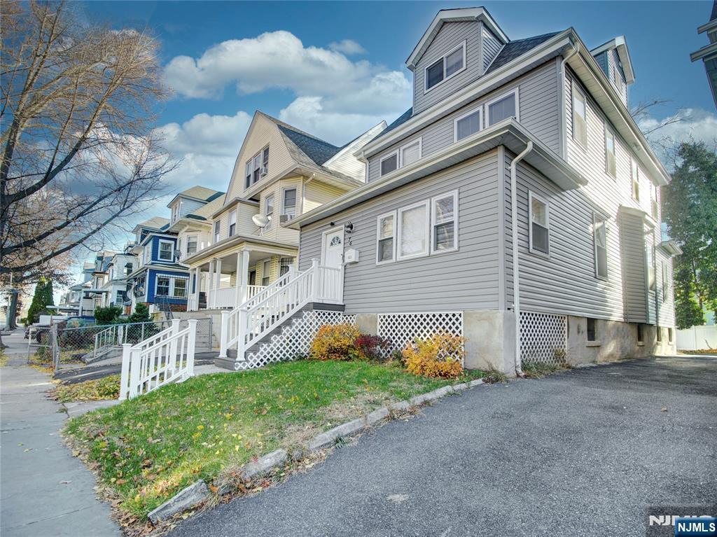 76 Amherst Street - Photo 2