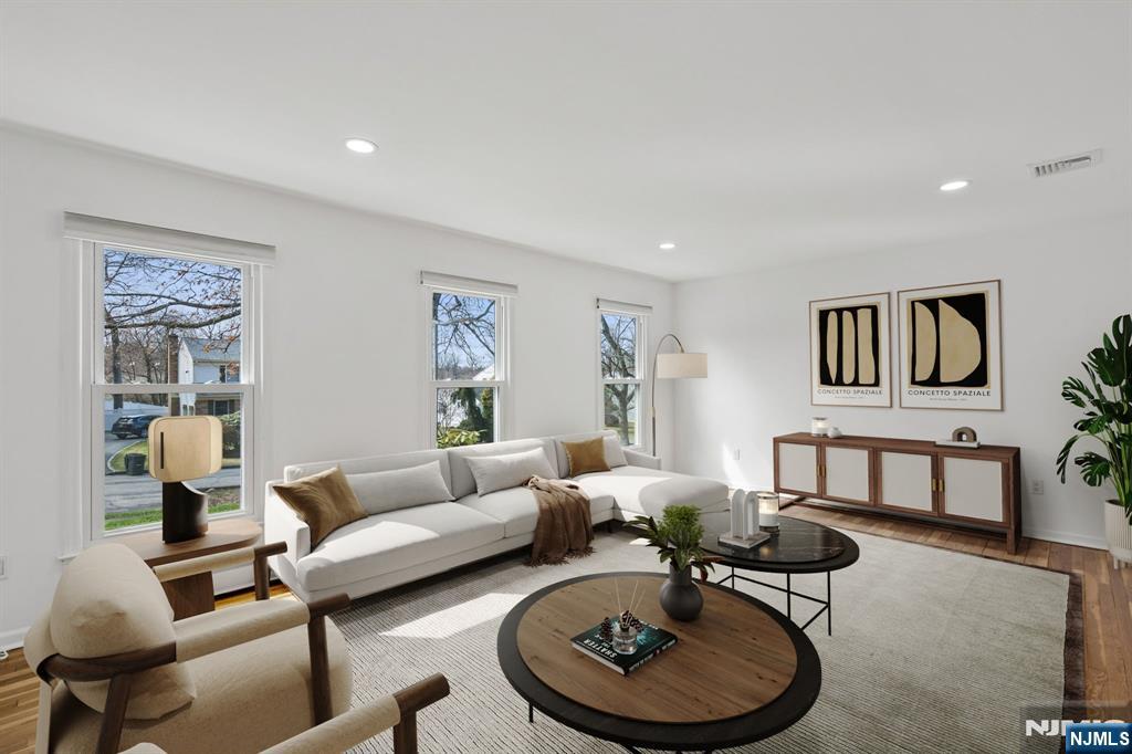 36 Scarsdale Drive - Photo 4