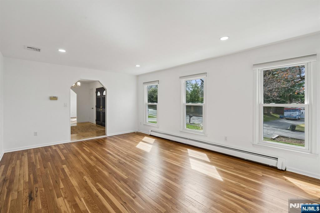 36 Scarsdale Drive - Photo 5