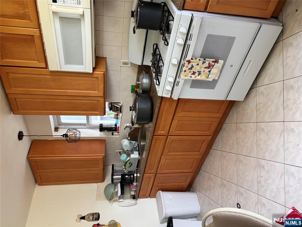 429 65th Street - Photo 3