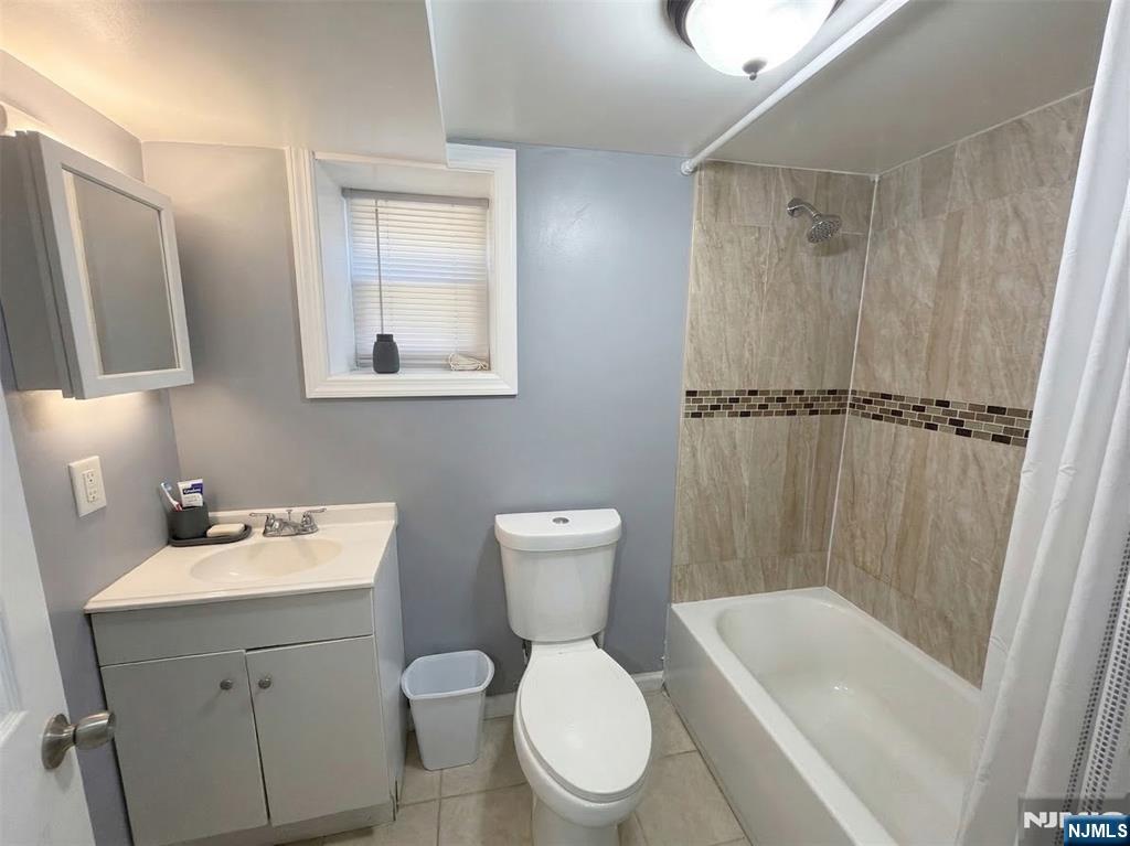 237-239 6th Avenue — photo 27