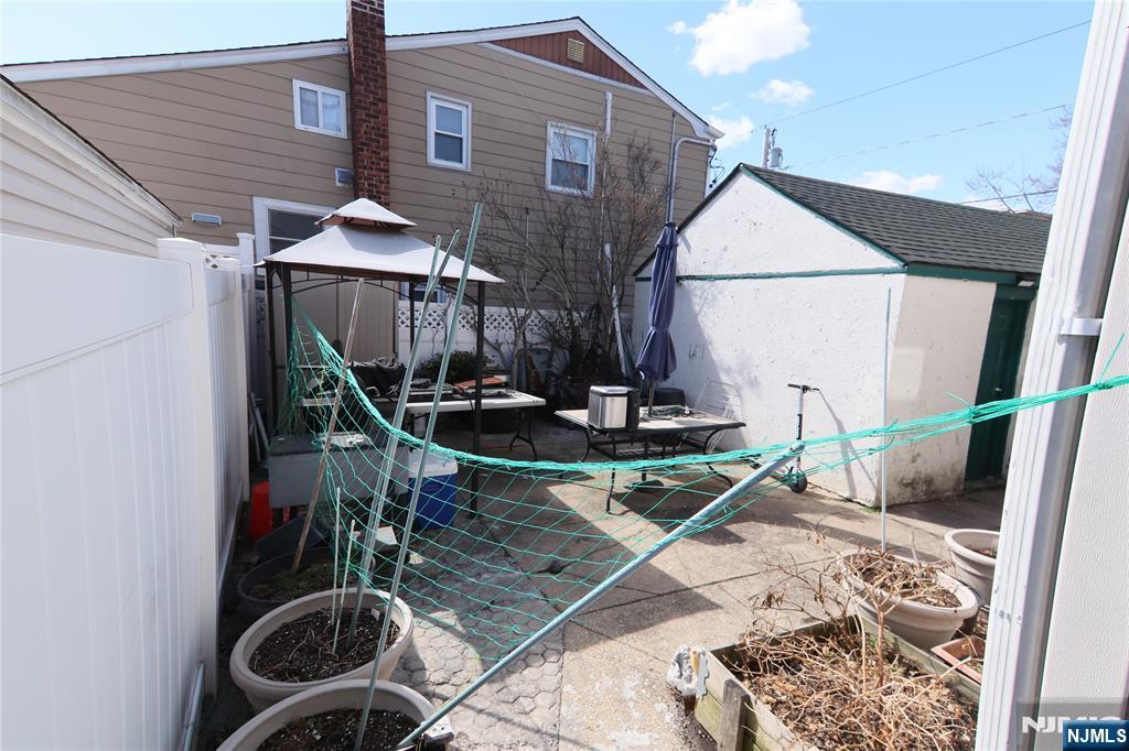 4 Sheridan Street — photo 18