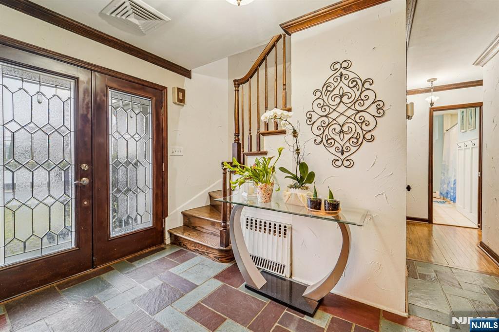 51 Catherine Street - Photo 3