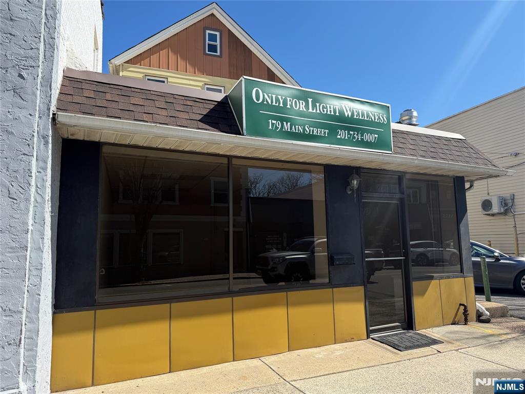 555 Goffle Road UNIT 220, Ridgewood, NJ, 07450