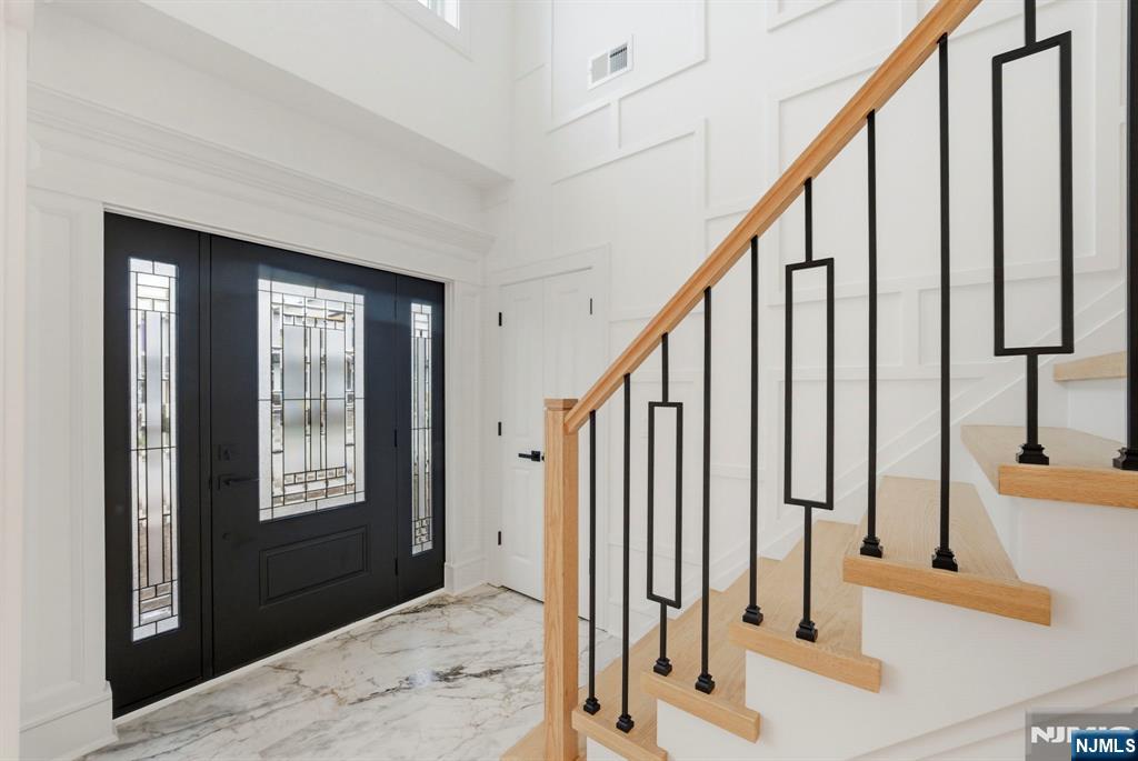 110 Platt Avenue - Photo 3