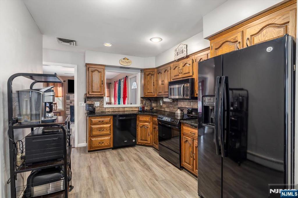 245 Barnert Avenue - Photo 3