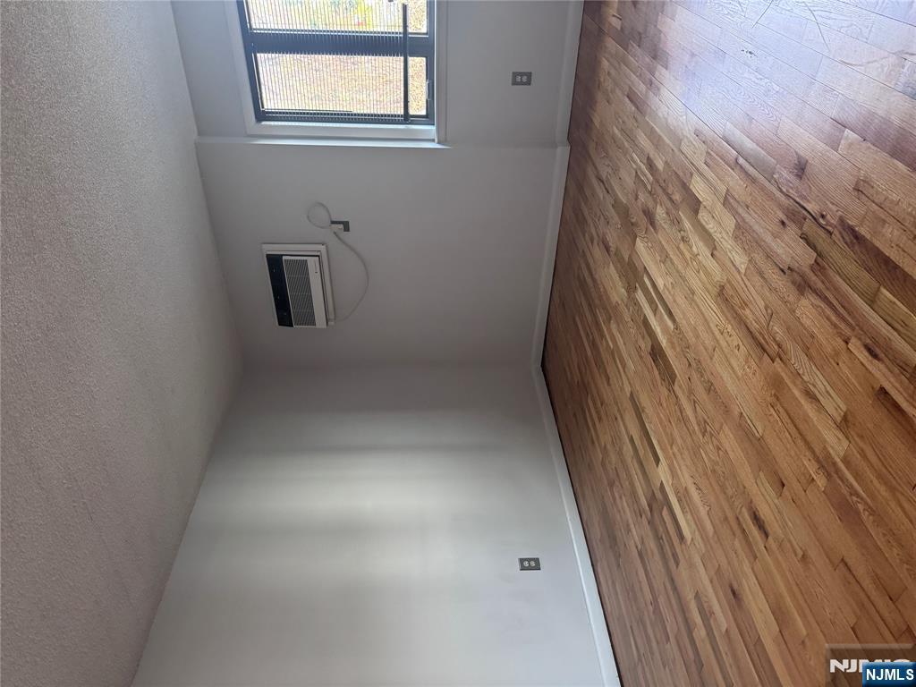 148 Undercliff Avenue 4 - Photo 3