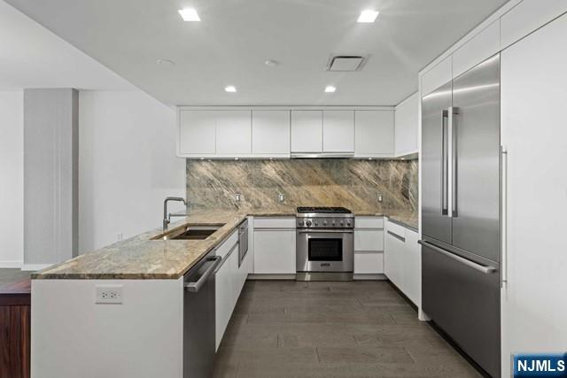 11A Riverview UNIT 11A, North Bergen, NJ, 07047