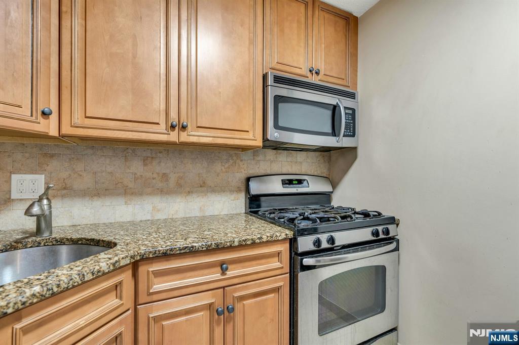 555 North Avenue 12 A - Photo 4