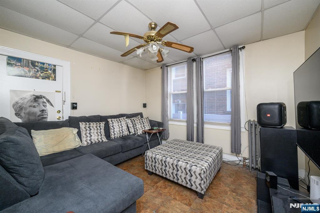 427-429 N 12th Street