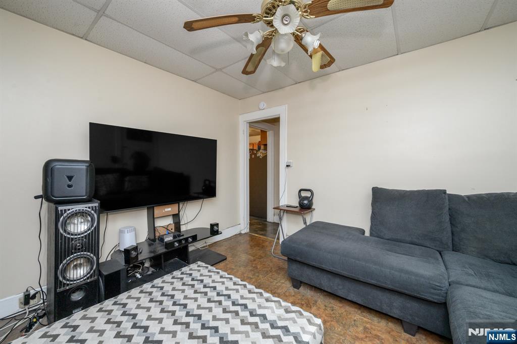 427-429 N 12th Street