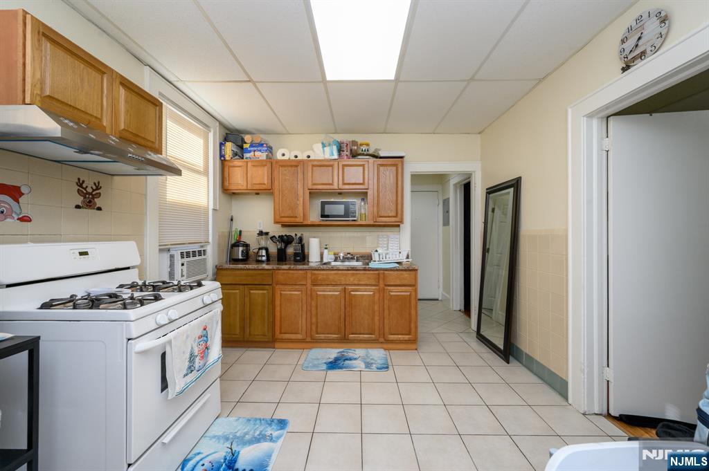 427-429 N 12th Street