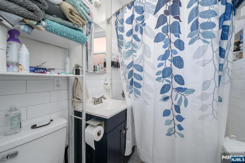 427-429 N 12th Street