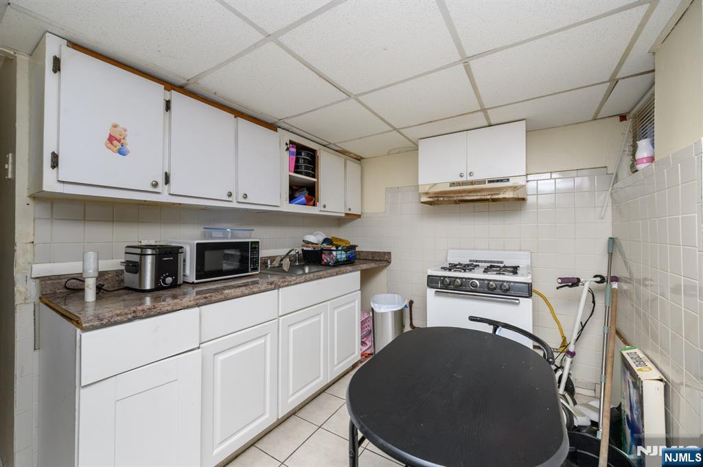 427-429 N 12th Street