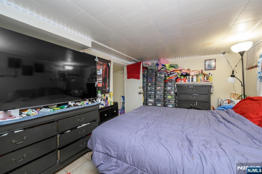 427-429 N 12th Street