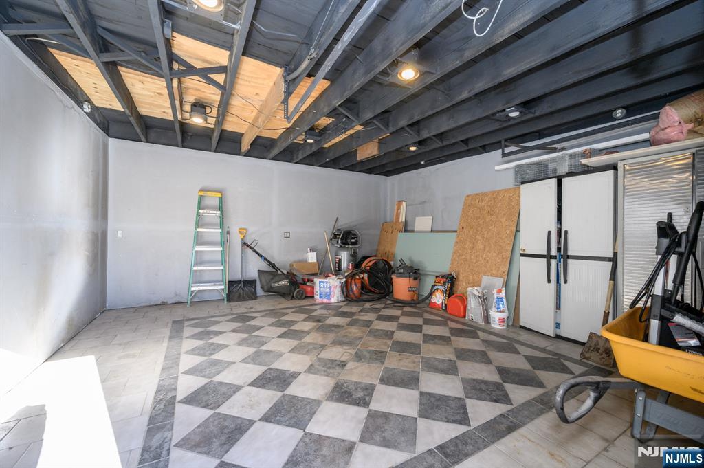 427-429 N 12th Street