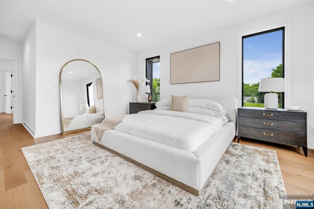 2 Skye Drive, Paramus, NJ, 07652