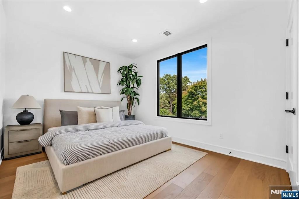 2 Skye Drive, Paramus, NJ, 07652