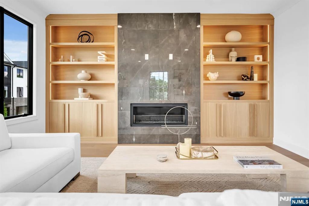 2 Skye Drive, Paramus, NJ, 07652