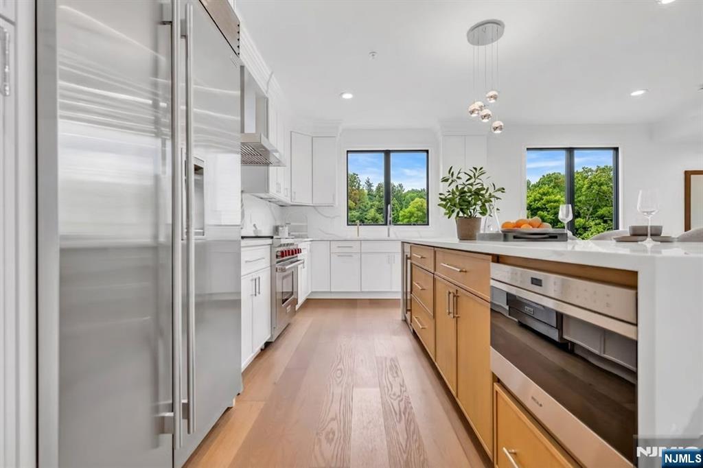 2 Skye Drive, Paramus, NJ, 07652