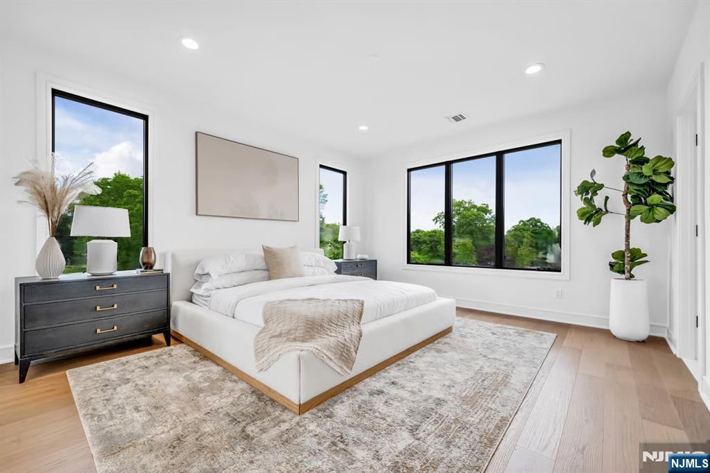 2 Skye Drive, Paramus, NJ, 07652