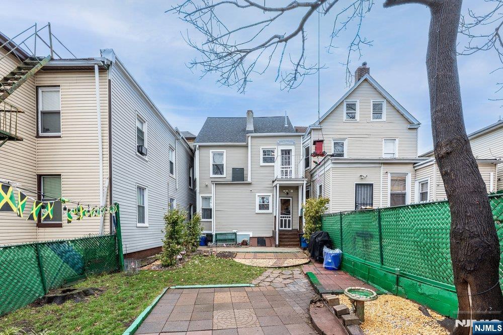 102 Treacy Avenue, Newark, NJ, 07108