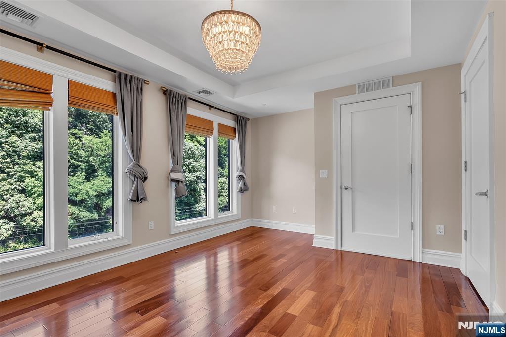 31 Cambridge Way — photo 16
