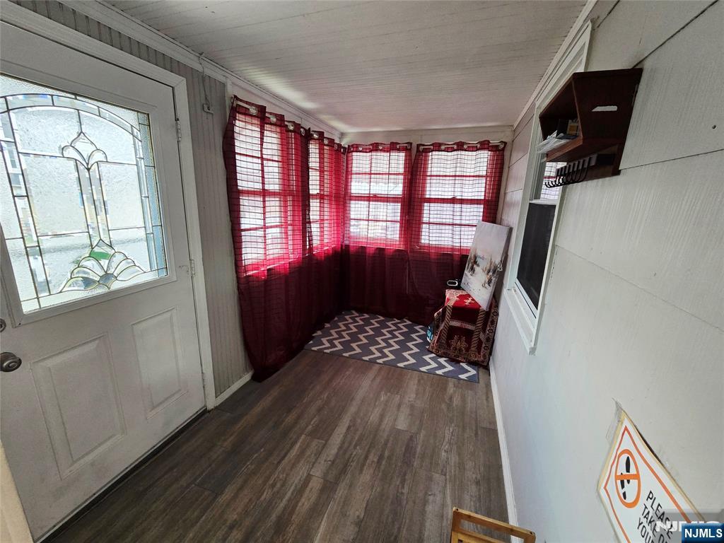 451 Wilson Avenue - Photo 5