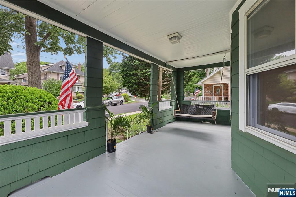 42 Walnut Street - Photo 4
