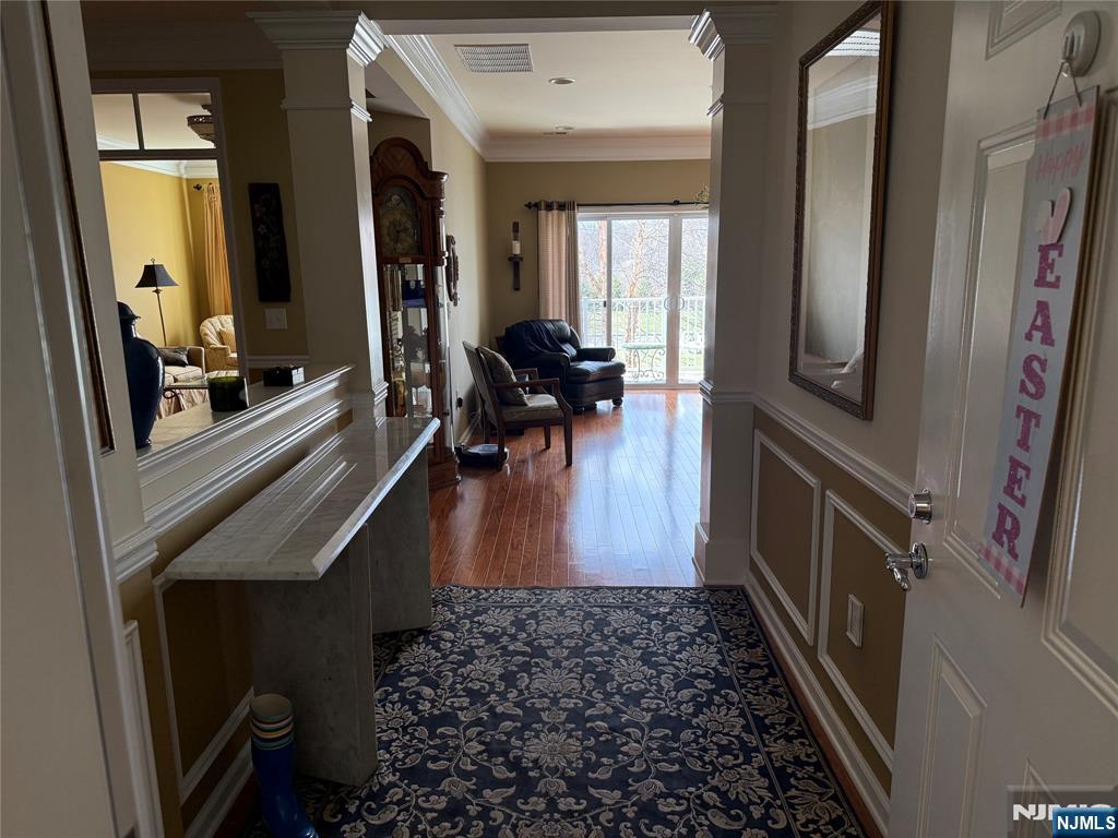 1118 Warrens Way - Photo 3