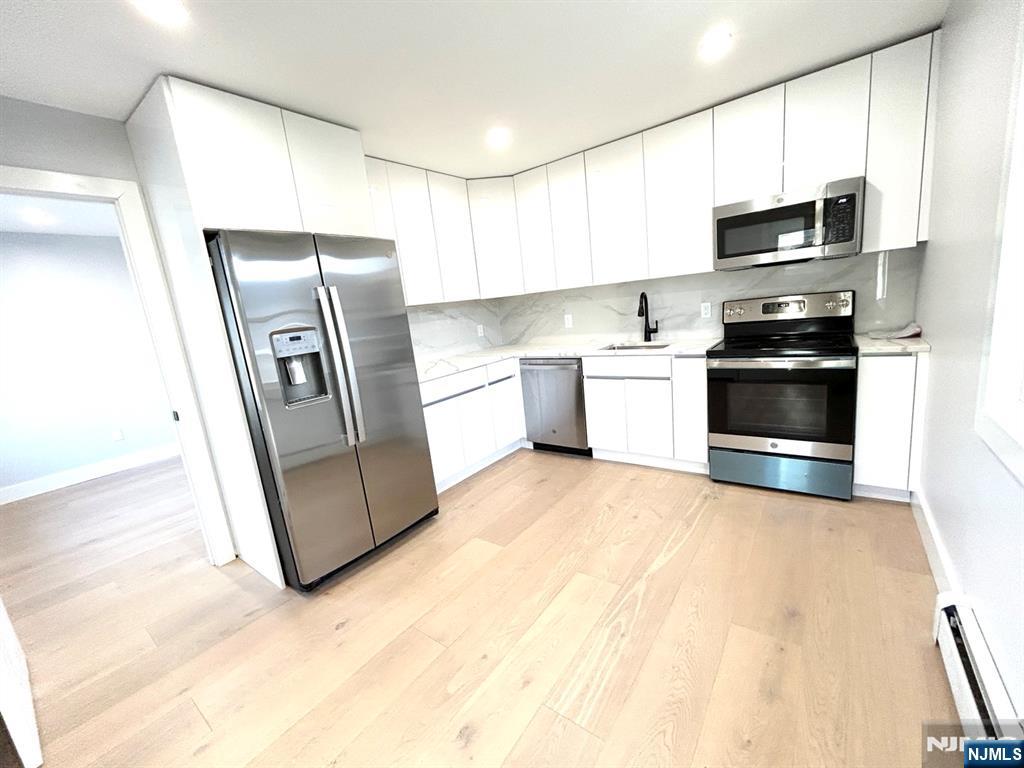 2001 Hudson UNIT 404, Fort Lee, NJ, 07024