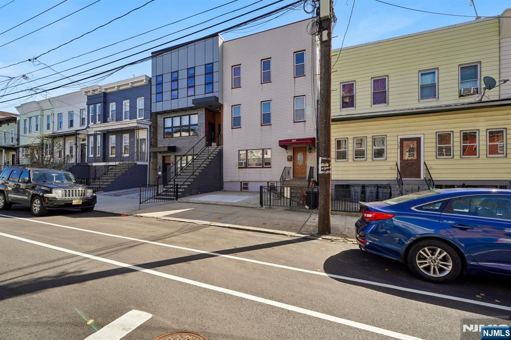 364 New York Avenue 1 - Photo 1