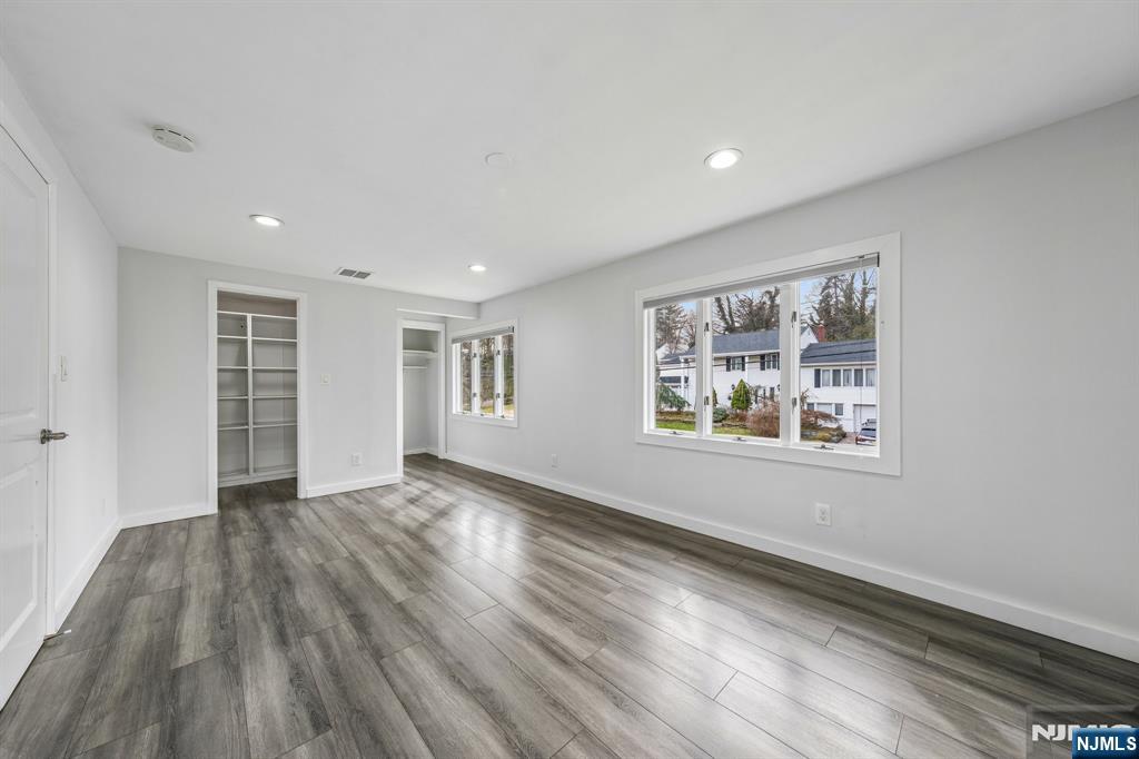 13 Munsey Road, Emerson, NJ, 07630