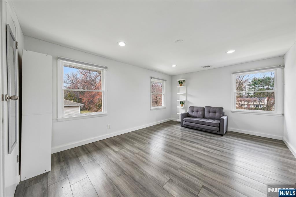 13 Munsey Road, Emerson, NJ, 07630