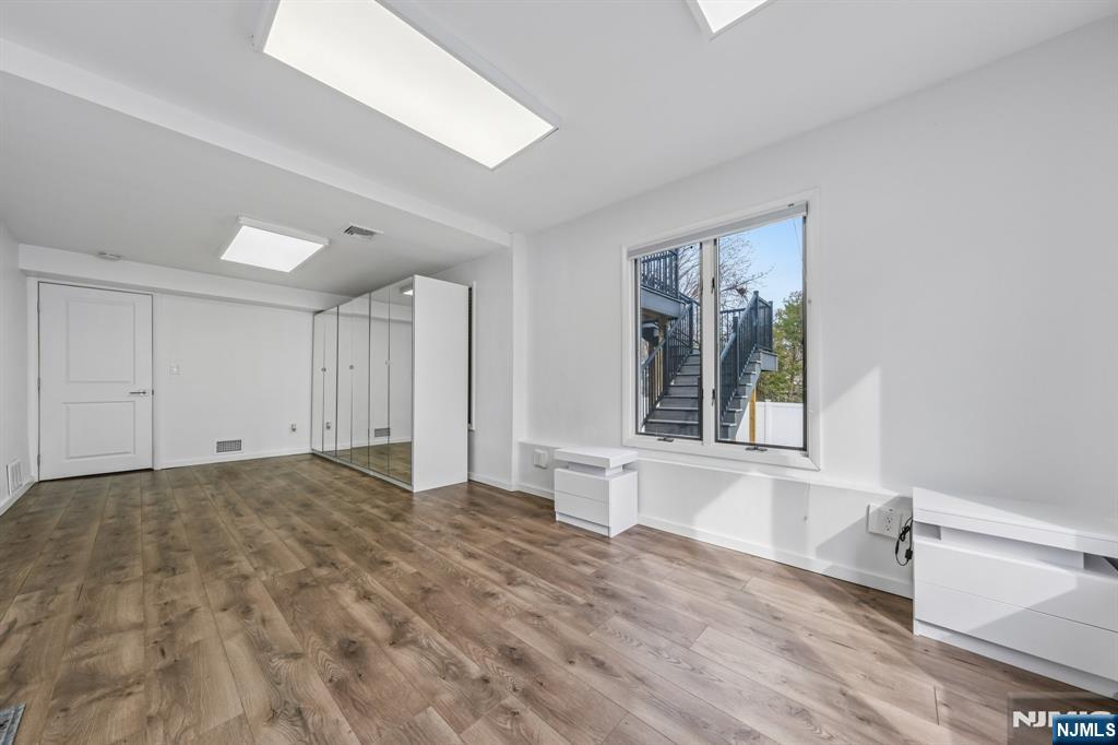 13 Munsey Road, Emerson, NJ, 07630