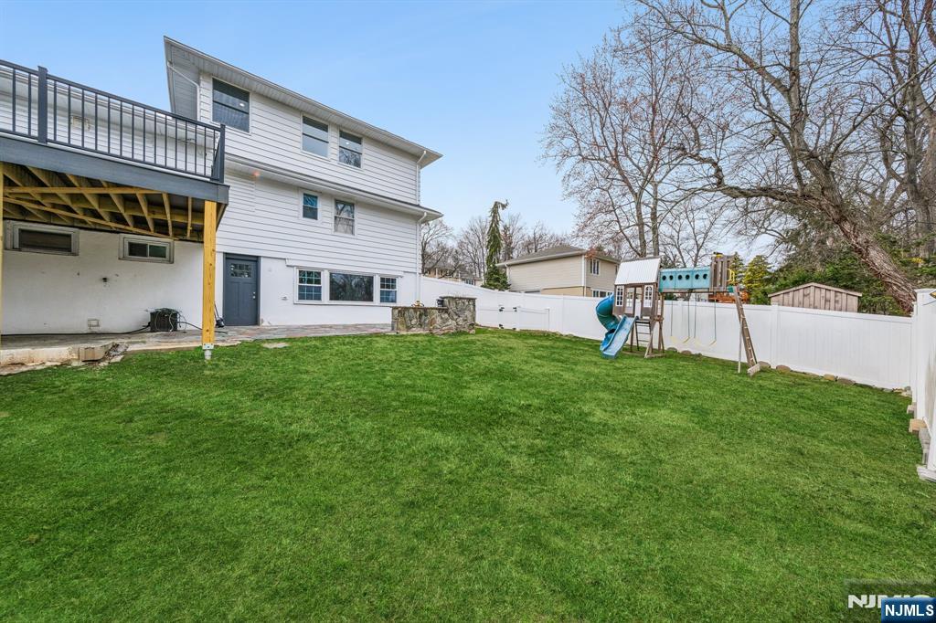 13 Munsey Road, Emerson, NJ, 07630