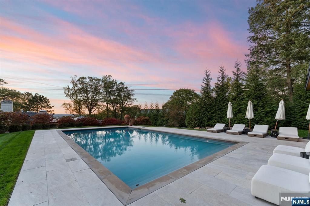 317 Prospect Street, Ridgewood, NJ, 07450