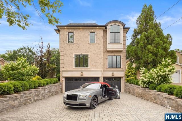 111 Demarest Avenue, Englewood Cliffs, NJ 07632 Listing Photo  24