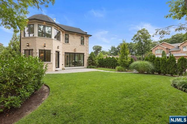 111 Demarest Avenue, Englewood Cliffs, NJ 07632 Listing Photo  25