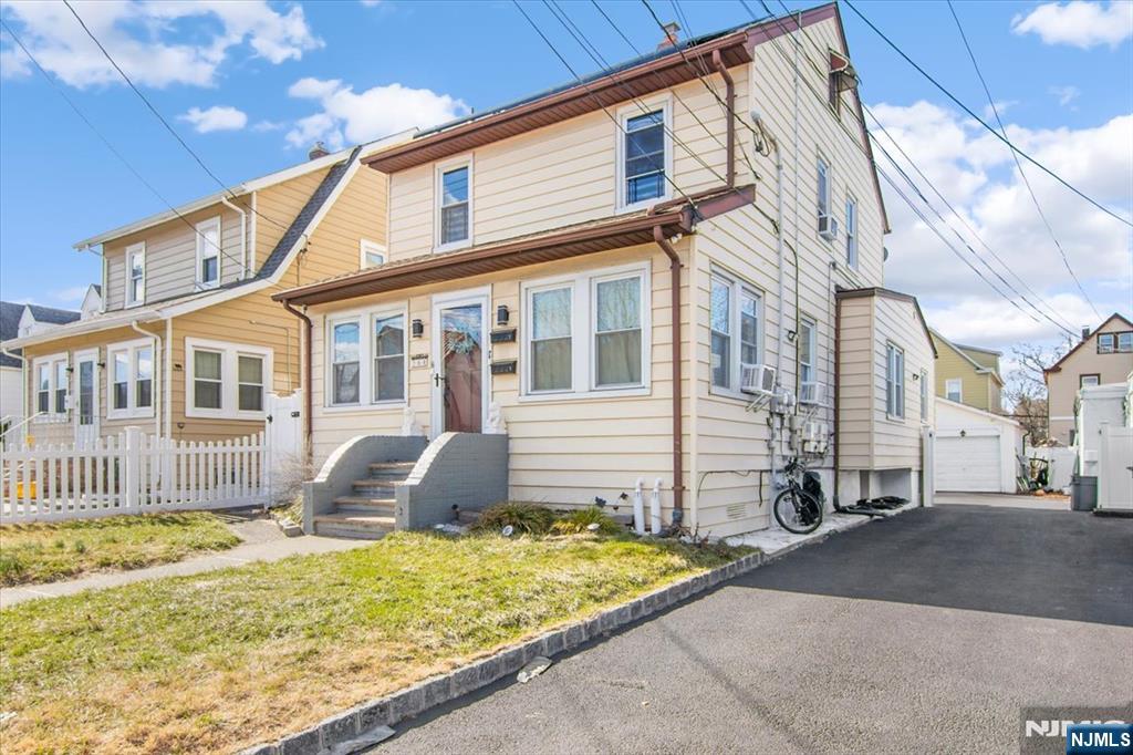 264 Union Street - Photo 2