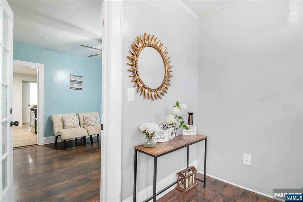 264 Union Street - Photo 3