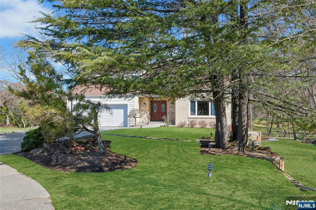 42-08 Cosgrove Court, Fair Lawn, NJ, 07410