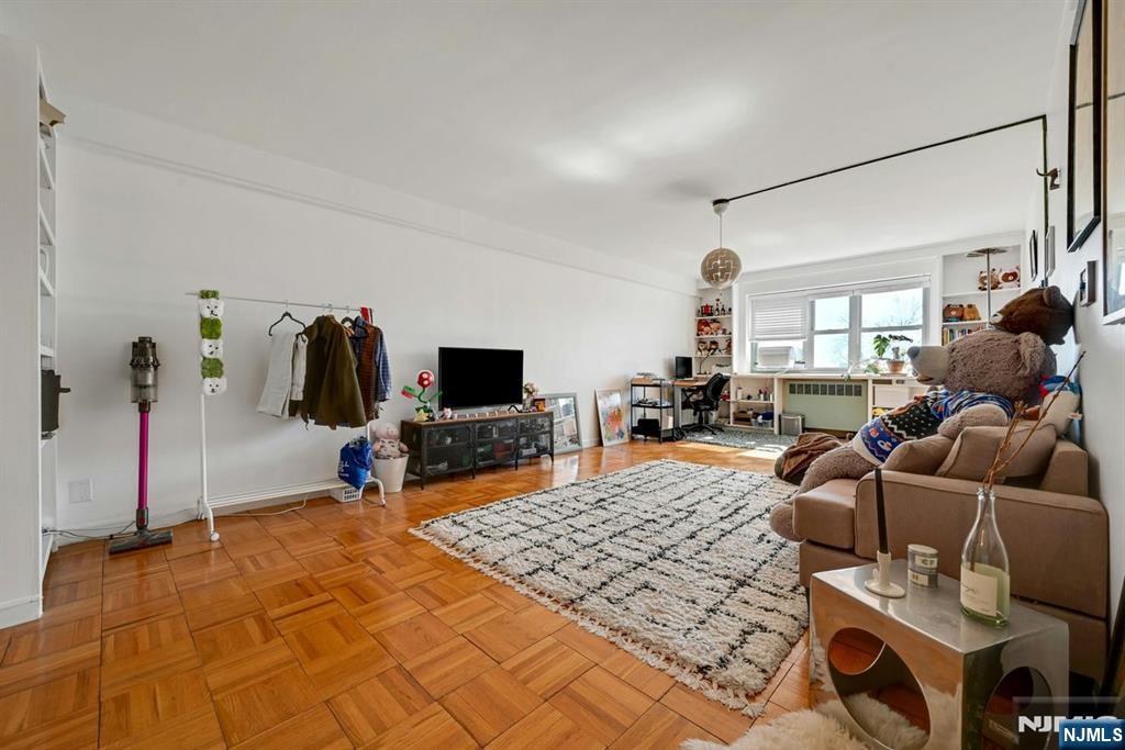208 Anderson St #S5A, Hackensack, NJ 07601