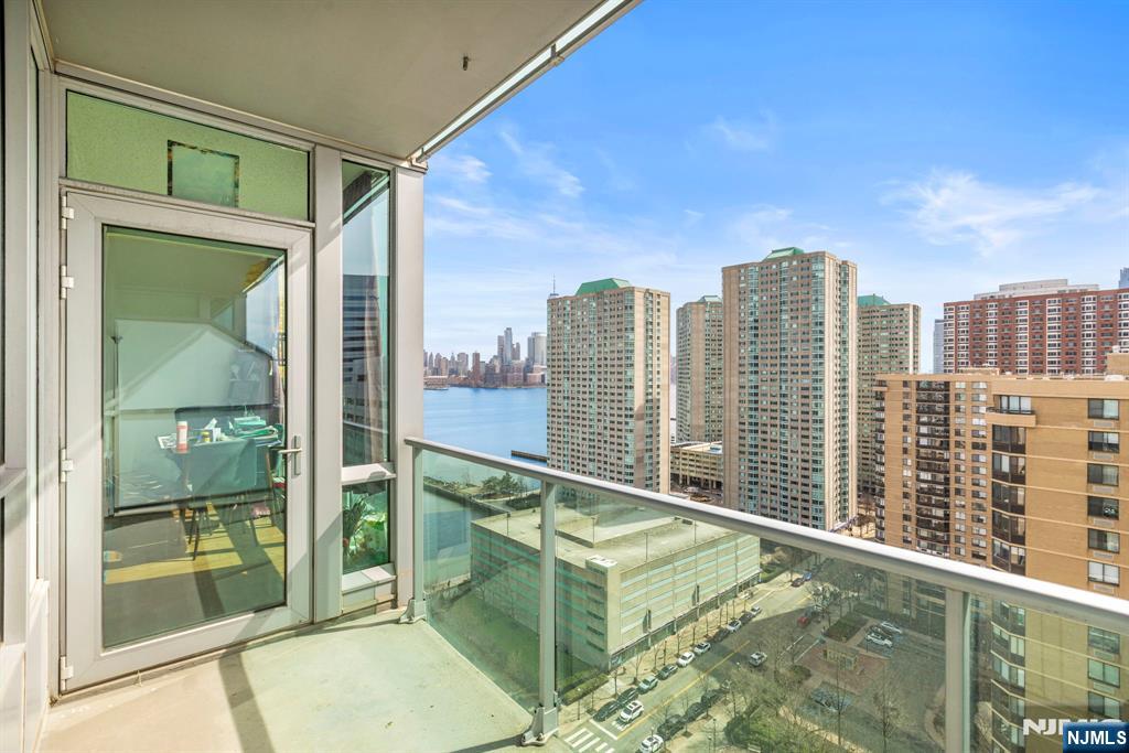20 Newport Parkway #2306