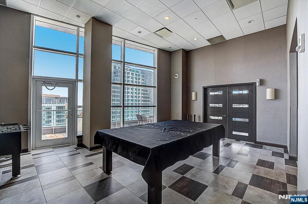 20 Newport Parkway #2306