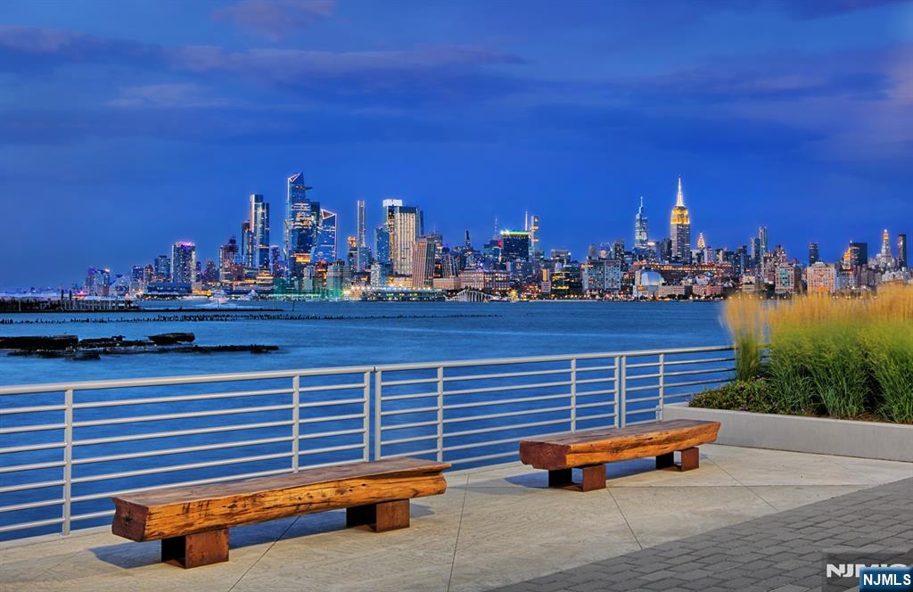 20 Newport Parkway #2306